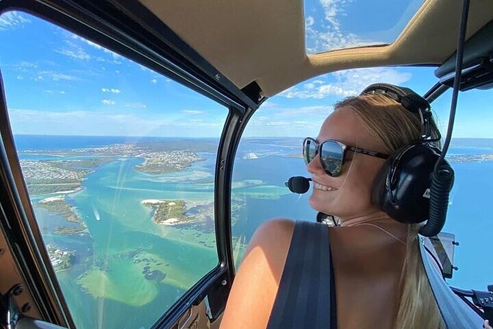 Abu Dhabi  Helicopter Ride