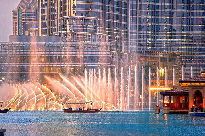 Dubai Fountain Show Boat Lake Ride