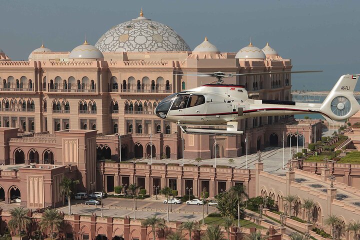 Abu Dhabi  Helicopter Ride
